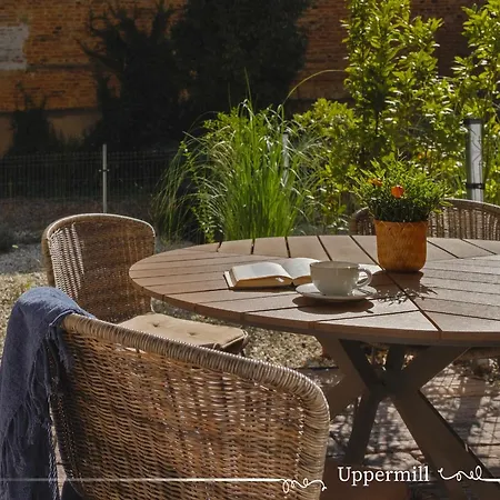 Appartement Uppermill #3 *