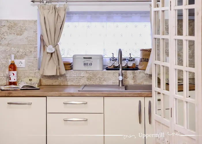 아파트 Uppermill #3 페치